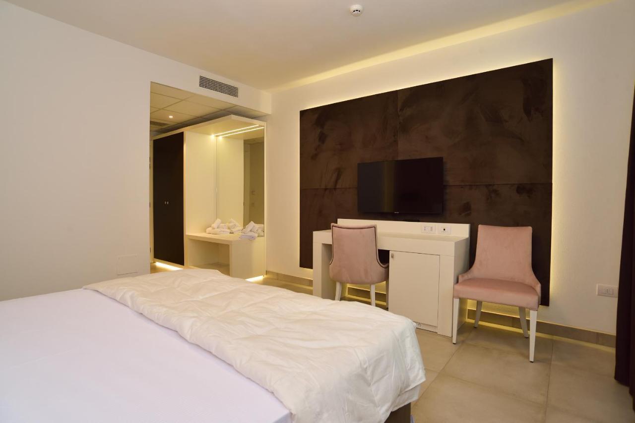 M2 Hotel Campi Bisenzio Luaran gambar